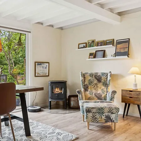 בית נופש Renovated Gem With View And Sunny Terraces
