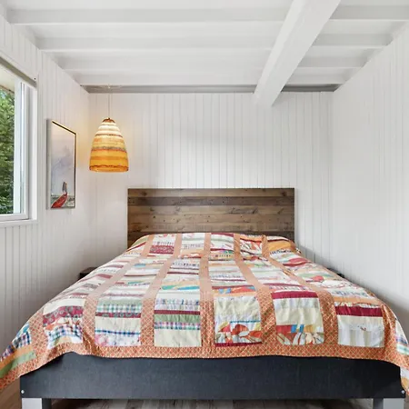 Renovated Gem With View And Sunny Terraces Ferienhaus *