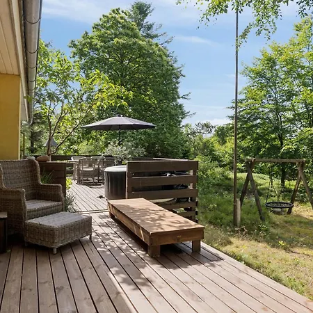 Renovated Gem With View And Sunny Terraces Ferienhaus Hemmet