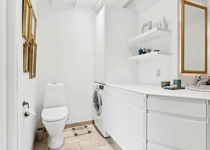 Hébergement de vacances Renovated Gem With View And Sunny Terraces Hemmet