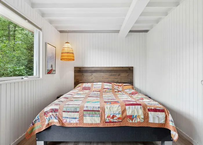 Renovated Gem With View And Sunny Terraces Hébergement de vacances