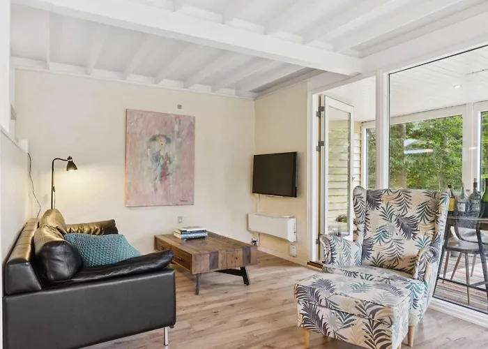 Renovated Gem With View And Sunny Terraces Hébergement de vacances Hemmet