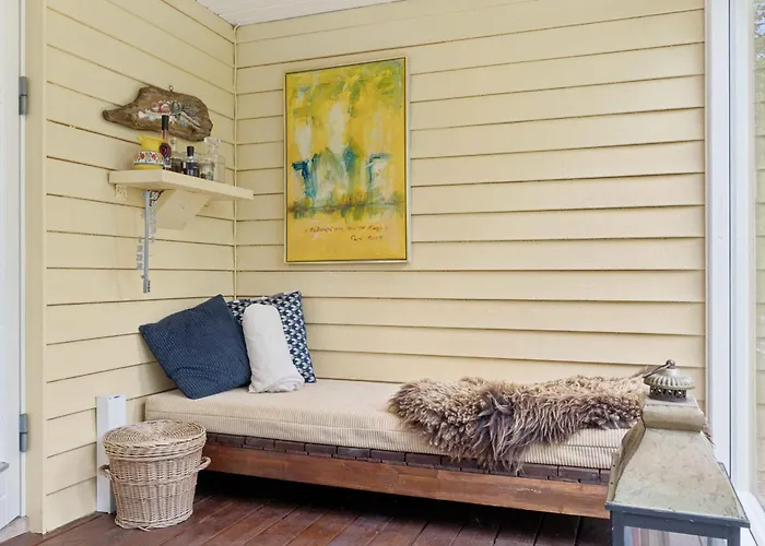 Renovated Gem With View And Sunny Terraces * Hemmet