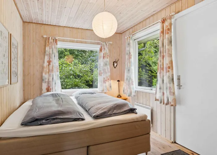 Renovated Gem With View And Sunny Terraces Hébergement de vacances